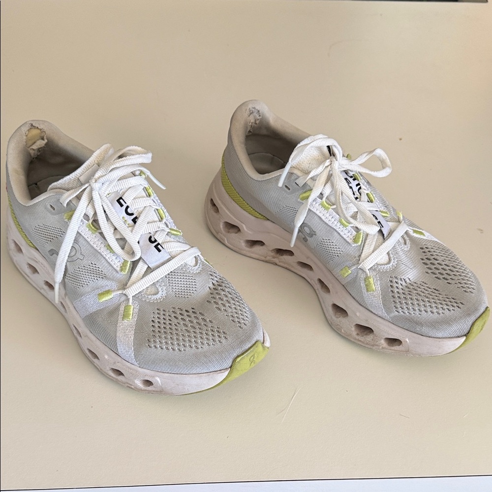 Light Gray & Lime Women's ON cloud Sneakers